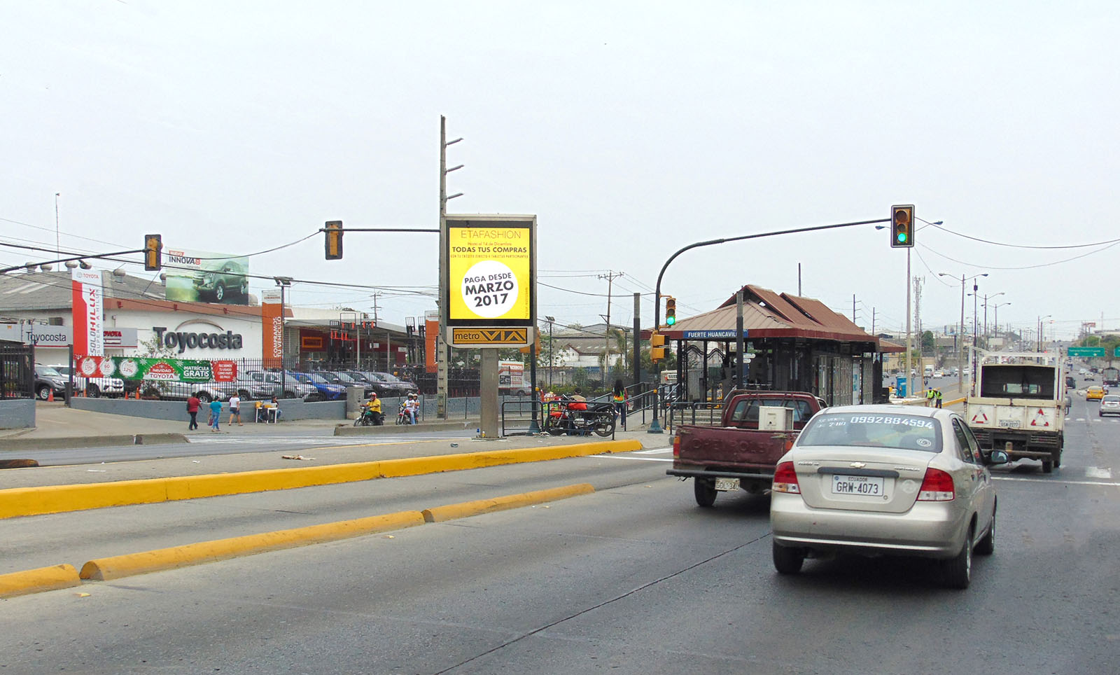 6d153-billboards-digitales-guayaquil-16