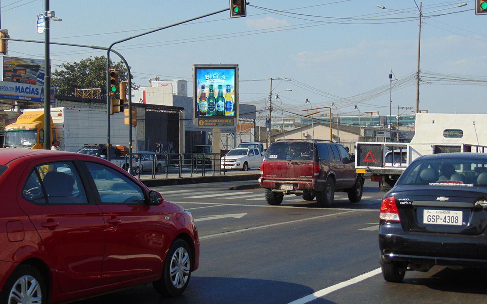 bb611-billboards-digitales-guayaquil-15